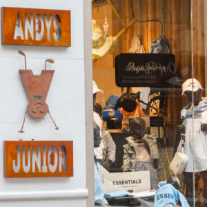 Foto de Andy´s & Woman Junior en Barbastro - Imagen 1