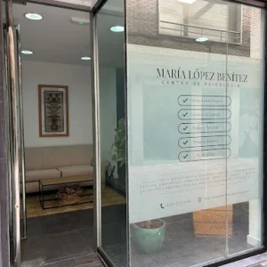 Foto de María López Benítez - Centro de psicología Córdoba en Córdoba - Imagen 1