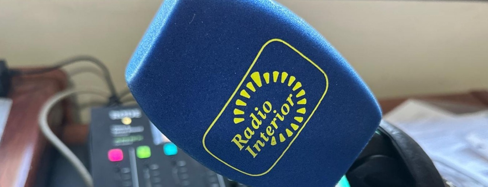 Radio Interior