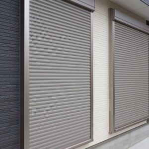 Foto de MC Cerrajeria 24H Cerrajeros | Persianas de Local y Casa | Puertas Blindadas y Acorazadas | Rejas | Puertas de Garaje en Sant Just Desvern - Imagen 11