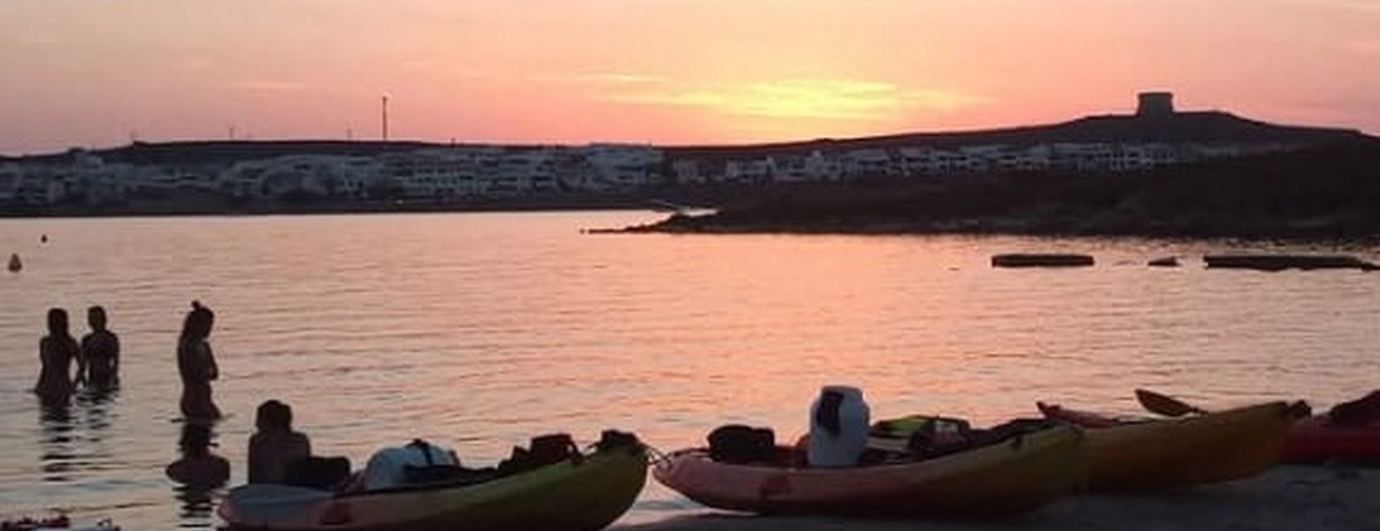 MenorcAventura - Rutas en kayak y Excursiones en Barca desde Cala En Porter - Imagen 2