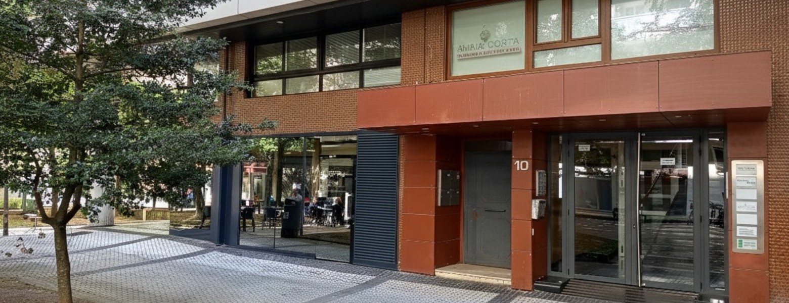 Fotos de Exterior Amaia Corta Fisioterapia Calle Amezketa Donostia Amaia Corta Fisioterapia Dolor Orofacial - Imagen 2