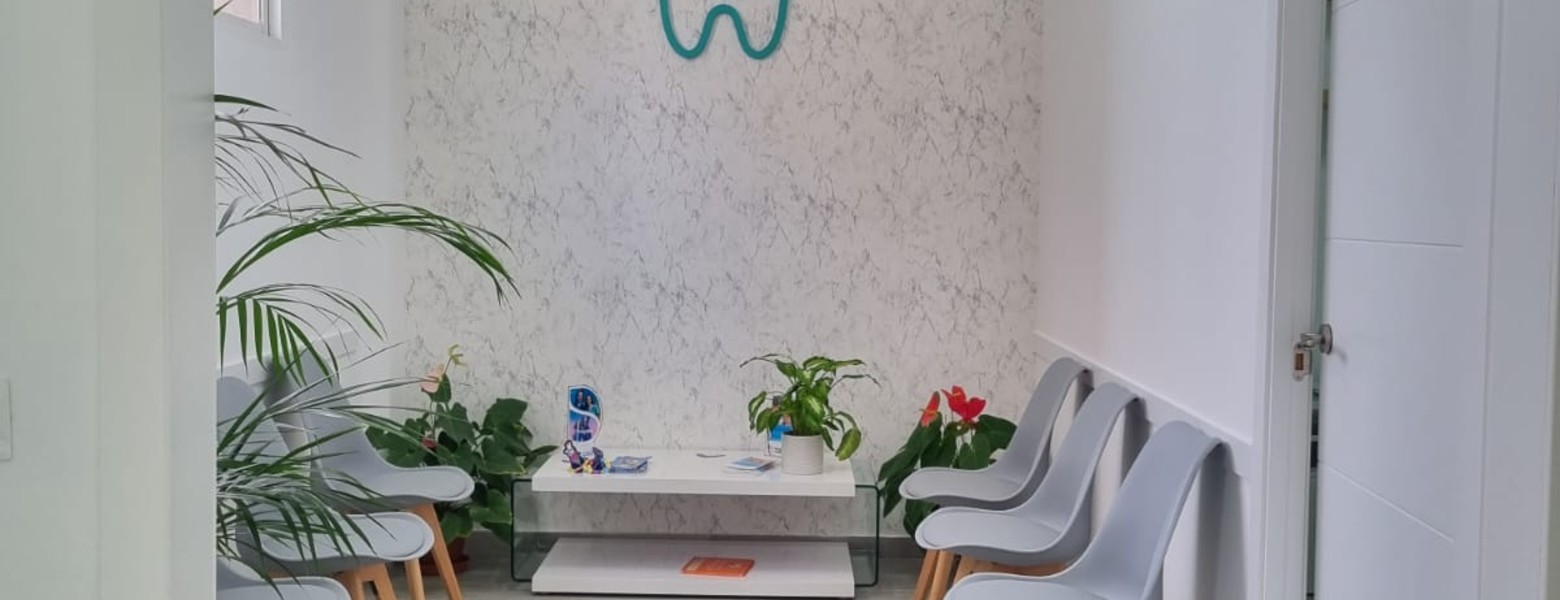 Clínica Dental Atabal R&P | Clínica Dental Puerto de la Torre - Imagen 2