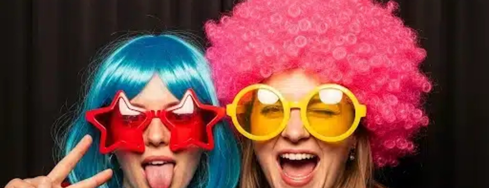 Flashmolón | Celebraciones Bodas | Alquiler Fotomatón - Imagen 3