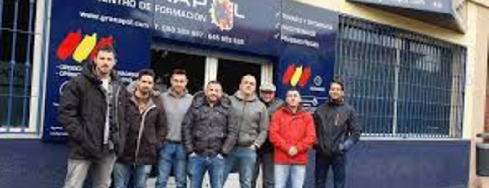Granapol. Academia de oposiciones a Policía y Guardia Civil - Imagen 3
