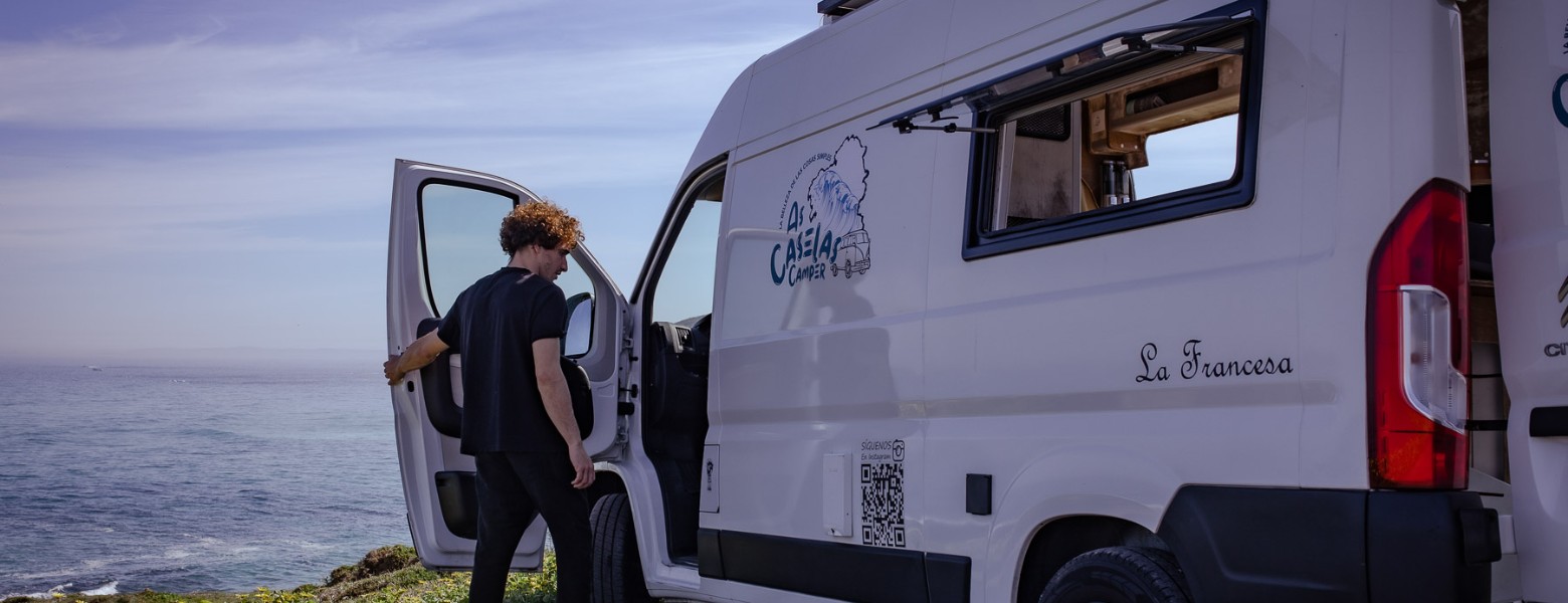 As Caselas Camper🔹Alquiler Autocaravanas Coruña🔹Galicia - Imagen 1