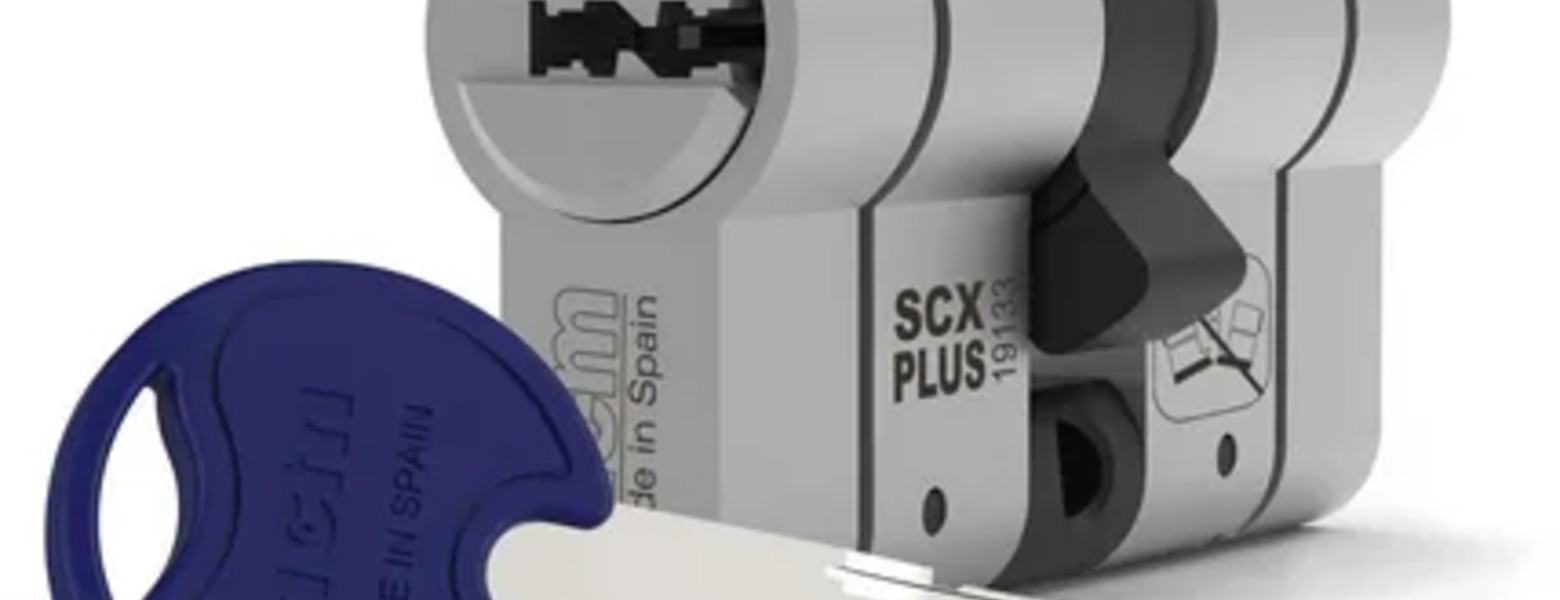 Cerrajeros Badalona 24h LockBaday - Imagen 4