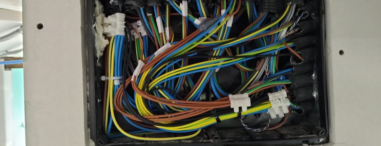 Electricistas Patrick Soluciones en Madrid - Imagen 7