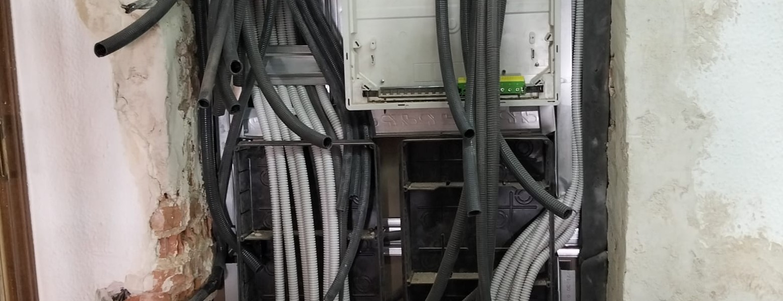 Electricistas Patrick Soluciones en Madrid - Imagen 12