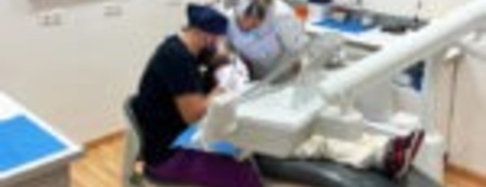 CDG Centro Dental Garibai - Imagen 3