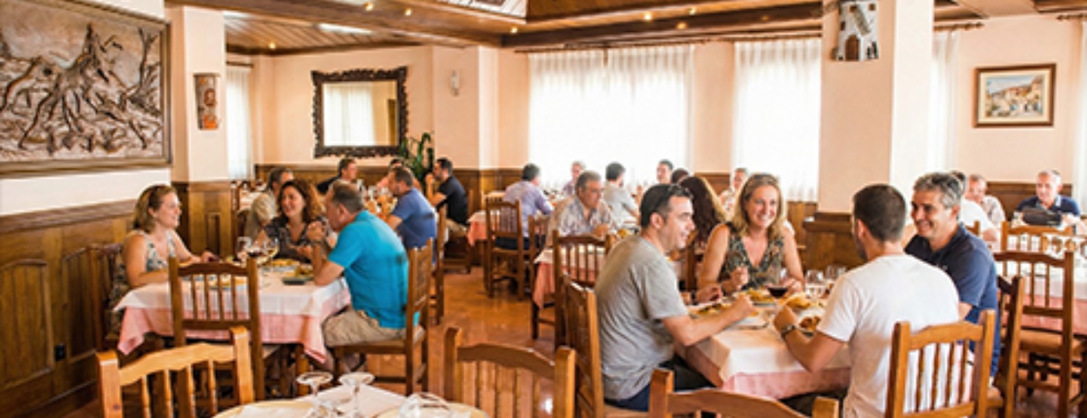 Bar Restaurante Hostal Plaza - Imagen 6