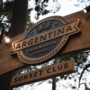 Logo de Argentina Sunset Club - Restaurante y chiringuito en Playa de Cabañas