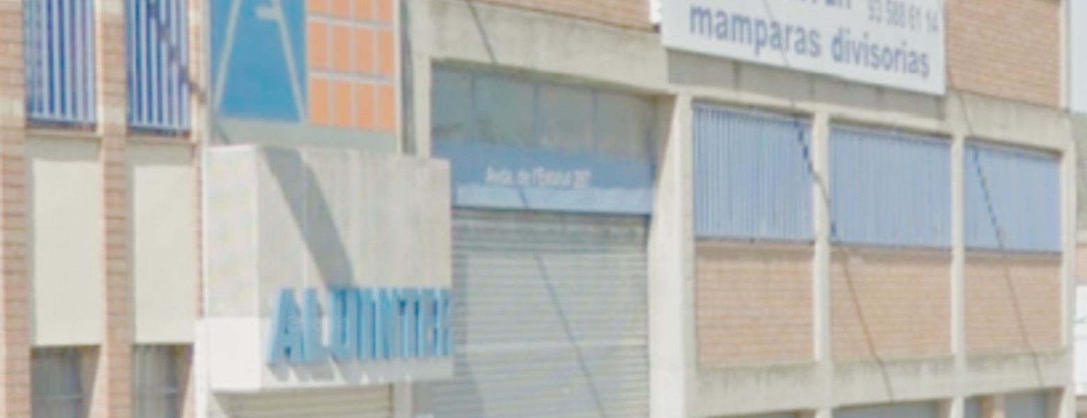 Foto de Instalaciones Aluinter SL - Mamparas Divisorias y Mobiliario de Oficinas