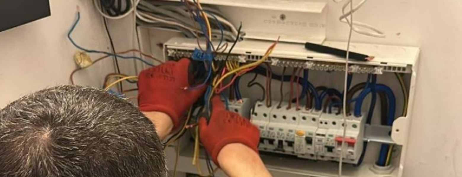 Foto de Kidu Electricistas Barcelona en Barcelona - Imagen 6