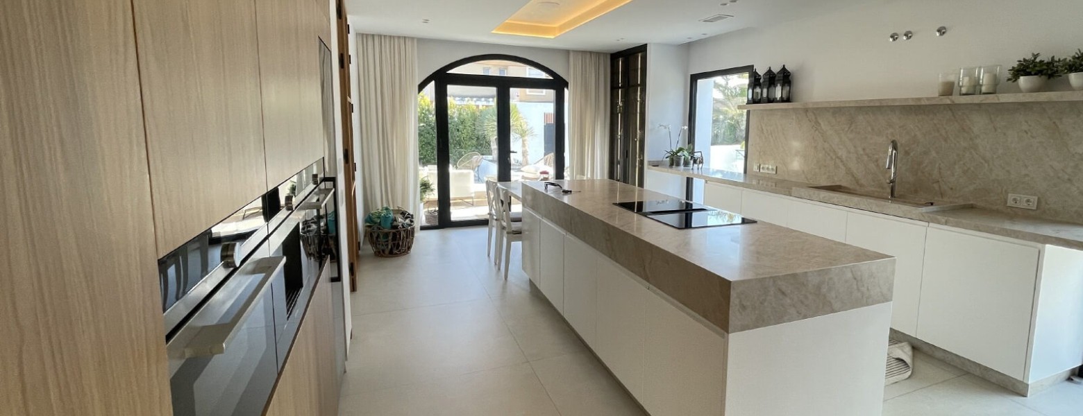 Foto de MUEBLES SAN RAFAEL en Moguer - Imagen 1