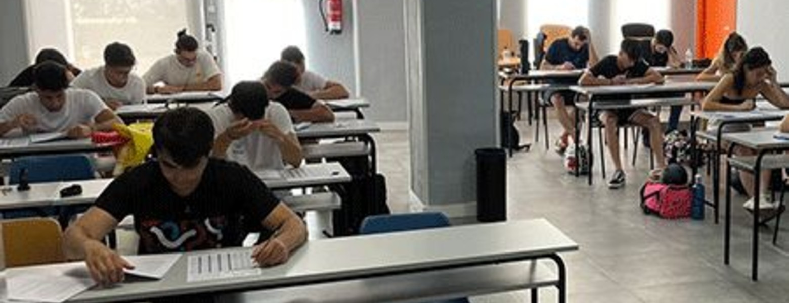 Foto de Voy a ser opositor en Granada - Imagen 1