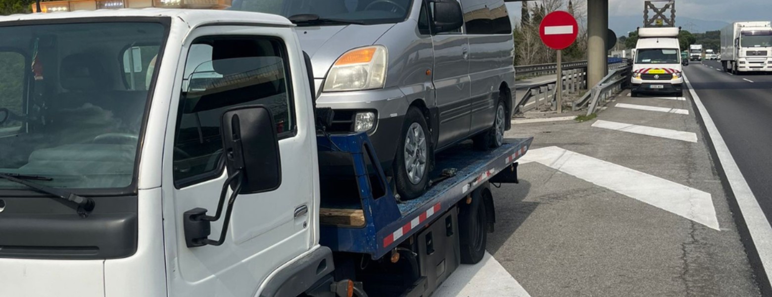 Foto de Grúas y Asistencia en Carretera