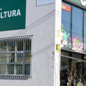 Foto de Comercial Hoznayo en Hoznayo - Imagen 1