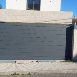 Foto de PUERTAS AUTOMATICAS TECSOL, S.L. en Vigo - Imagen 3
