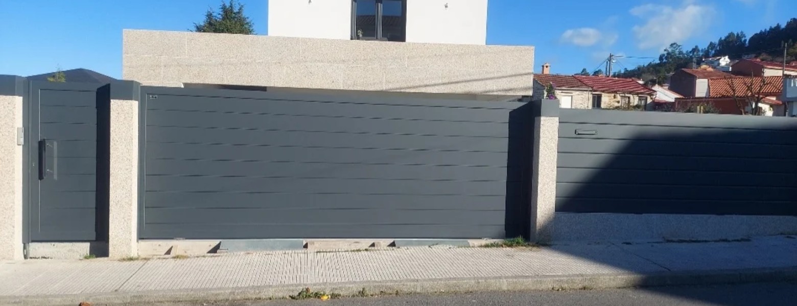 Foto de PUERTAS AUTOMATICAS TECSOL, S.L. en Vigo - Imagen 3