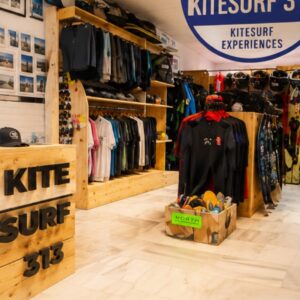 Foto de Kitesurf 313 Wingfoil Surf Shop en Granadilla de Abona - Imagen 1