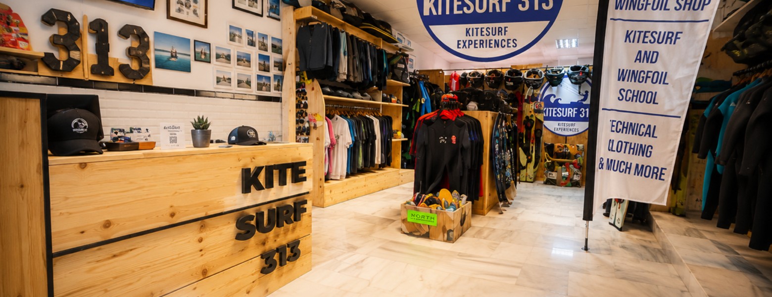 Foto de Kitesurf 313 Wingfoil Surf Shop en Granadilla de Abona - Imagen 1