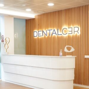 Foto de Clínica Dentalcer Mijas Costa en Las Lagunas de Mijas - Imagen 1