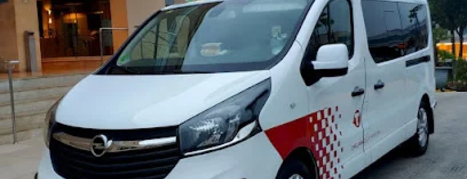 Foto de Taxi La Barrosa en Chiclana de la Frontera - Imagen 5