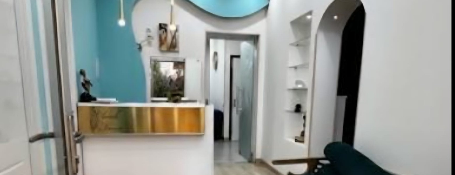 Foto de Clinica de Estetica Pura Vida by Gladys Berrio en Valencia - Imagen 2