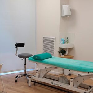 Foto de KINE3 - Fisioterapia avanzada, Osteopatía y Entrenamiento en Terrassa - Imagen 2