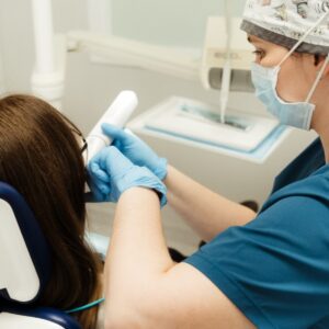 Foto de Nela Clínica Dental Ripollet- Dra Neus Lanau Solé en Ripollet - Imagen 5