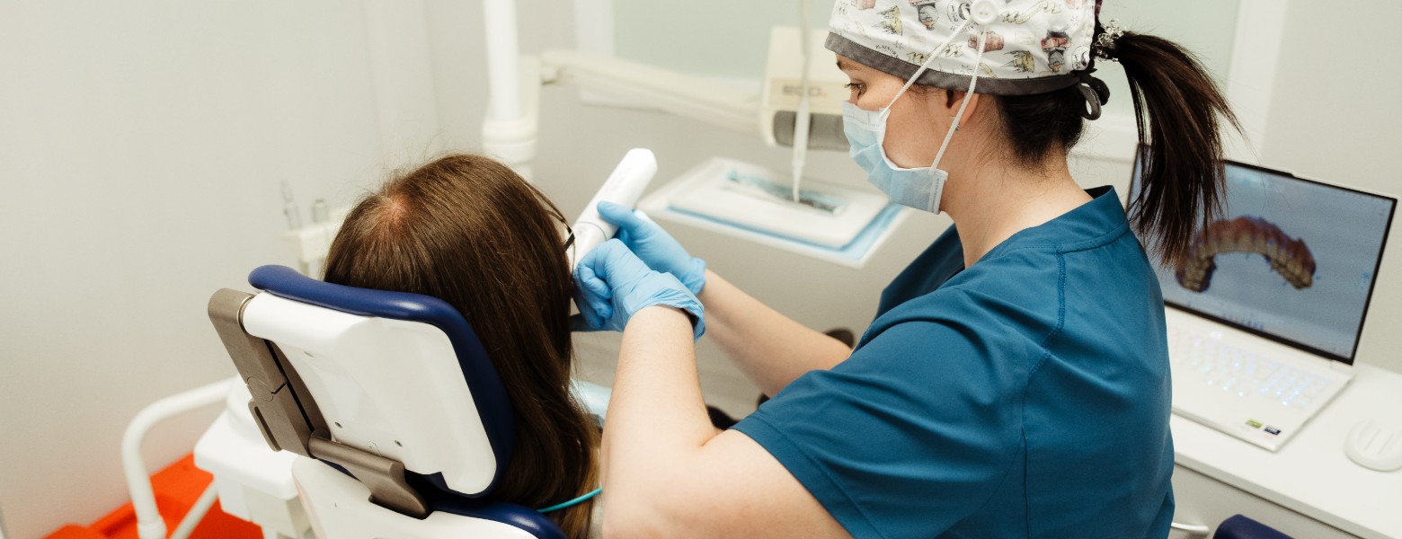 Foto de Nela Clínica Dental Ripollet- Dra Neus Lanau Solé en Ripollet - Imagen 5