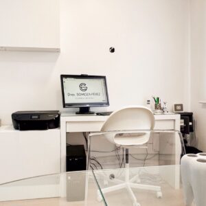 Foto de Dres. Somoza-Pérez Clínica Dental Barrio Salamanca en Madrid - Imagen 3