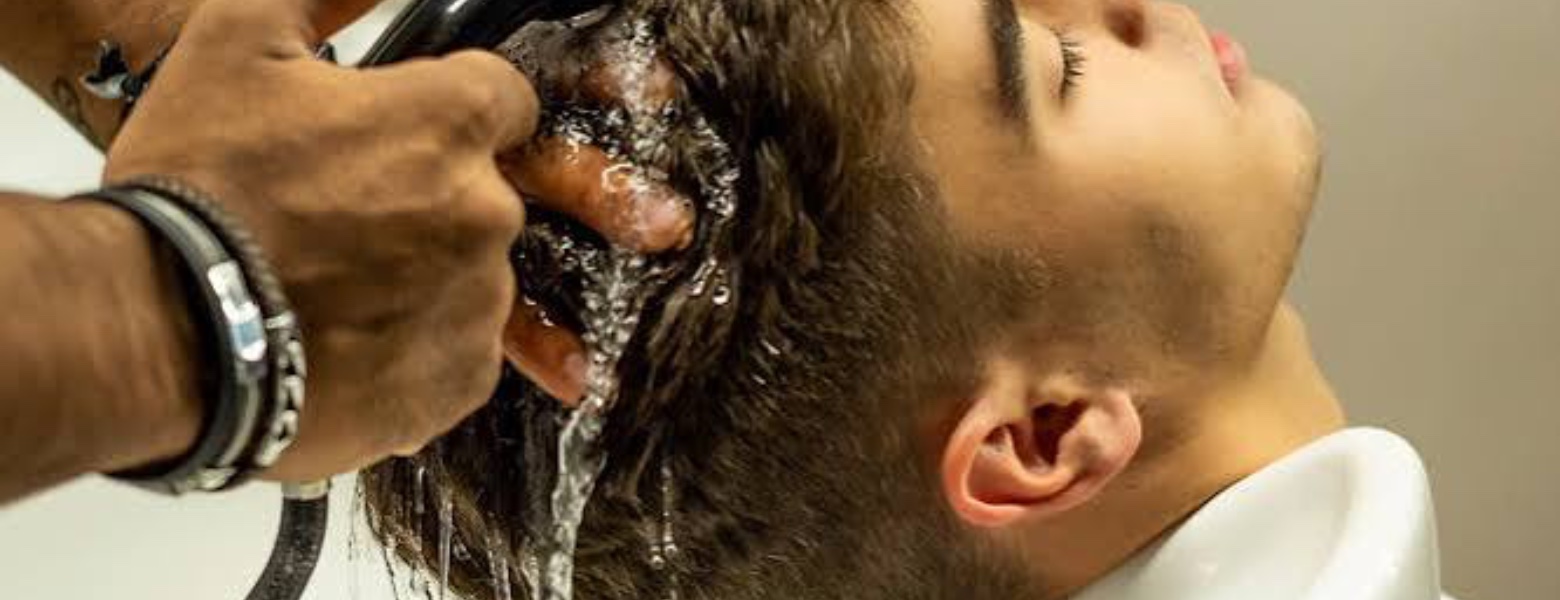 Foto de Eliveli Barber | Peluquería Barbería Donostia en Donostia-San Sebastián - Imagen 3