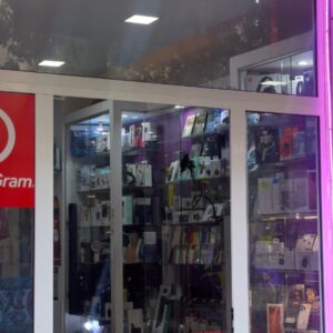 Foto de Right Way Mobile | Reparación y Venta de iPhone en Barcelona - Imagen 2