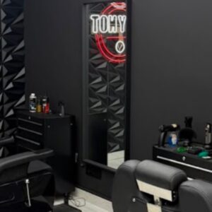 Foto de Why Not Barbershop | Barbershop Barcelona en Barcelona - Imagen 1