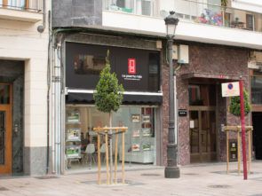 Inmobiliaria La Puerta Roja - Agencia inmobiliaria Inmobiliaria La Puerta Roja - Agencia inmobiliaria