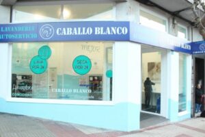Lavandería Caballo Blanco Curros E. - Lavandería Lavandería Caballo Blanco Curros E. - Lavandería