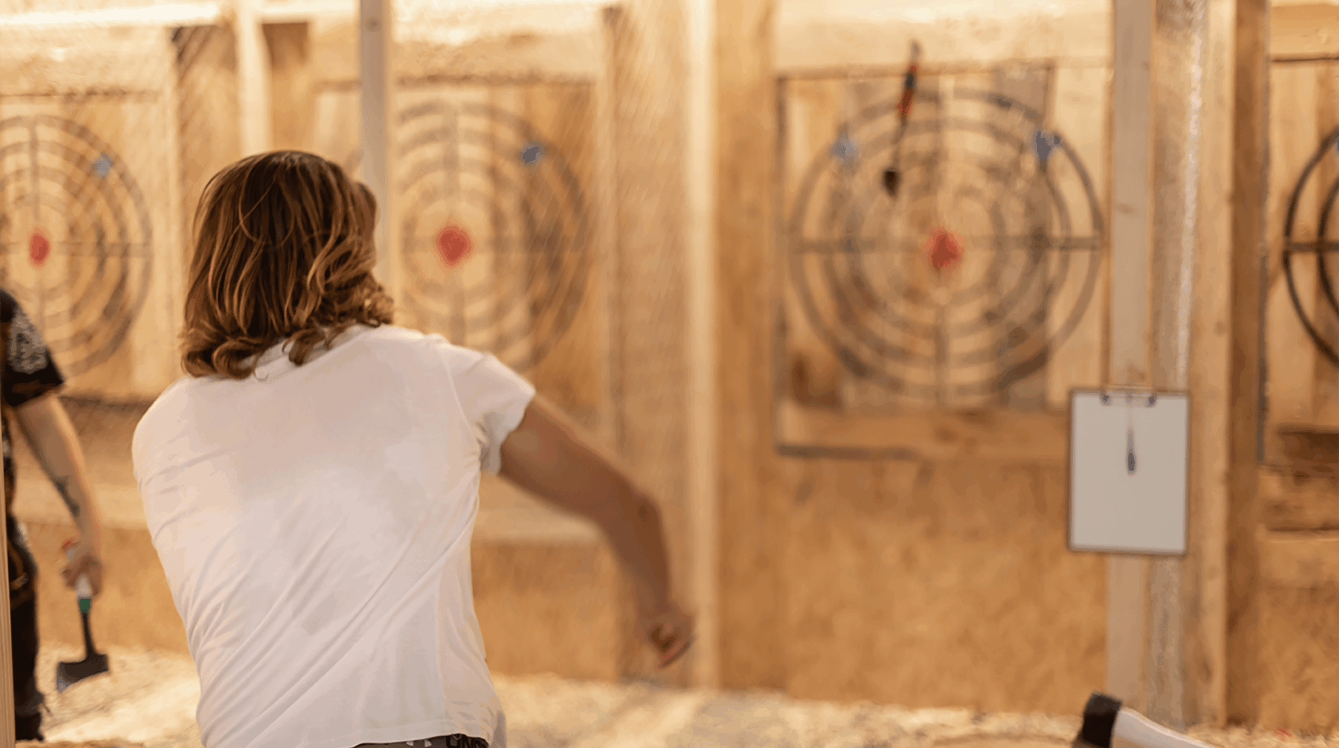 Foto de The Axe Club - Axe throwing en Barcelona en Barcelona - Imagen 1