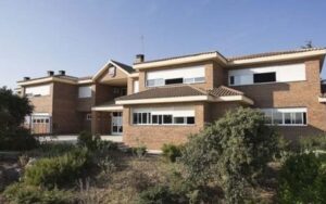 Un Paseo por el Mundo Colegio Gondomar - Bachillerato en Galapagar Un Paseo por el Mundo Colegio Gondomar - Bachillerato en Galapagar