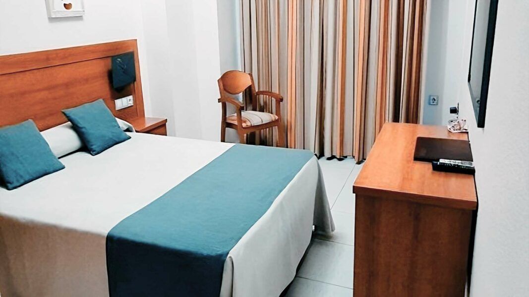 Foto de Hotel El Paso de Águilas - Murcia (España) en Águilas - Imagen 1