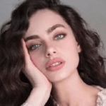 Clinica Valenzuela - Medicina estética y Odontología - Cirujano plástico en Málaga Clinica Valenzuela - Medicina estética y Odontología - Cirujano plástico en Málaga