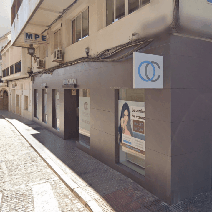 Foto de Clínica Dental Roman Mesa en Morón de la Frontera - Imagen 1