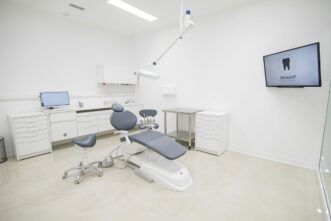 Clínica Dental Zeudent - Clínica dental en Fuenlabrada Clínica Dental Zeudent - Clínica dental en Fuenlabrada