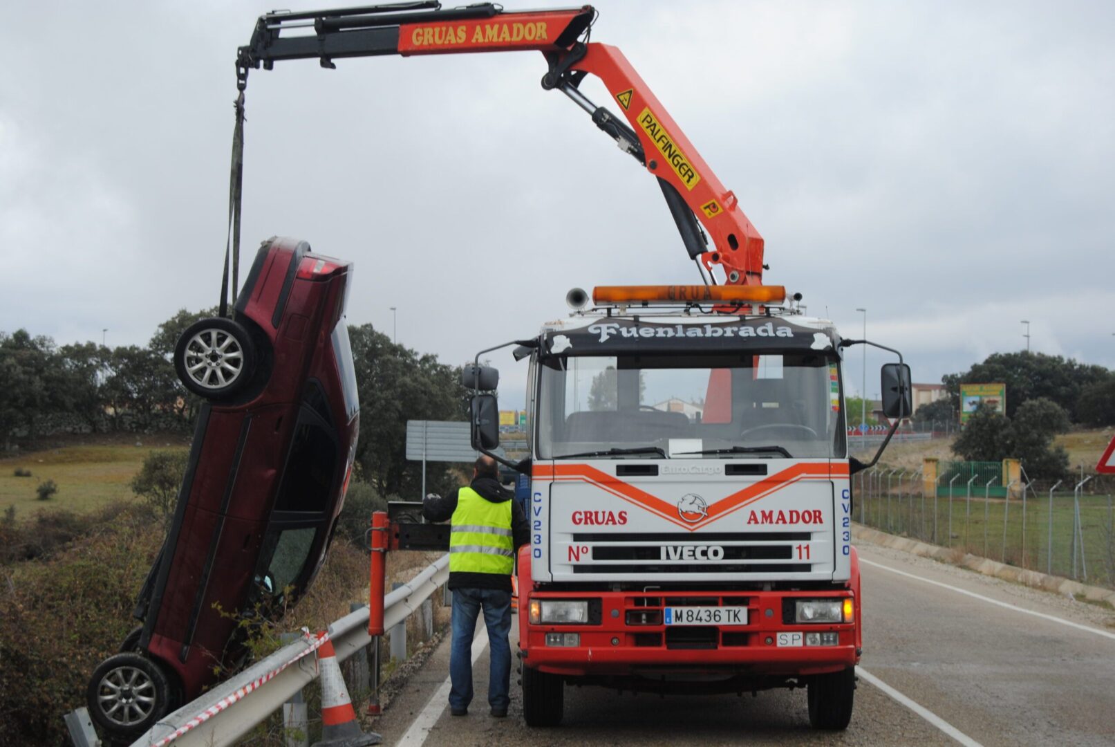 GRUAS AMADOR S.L.