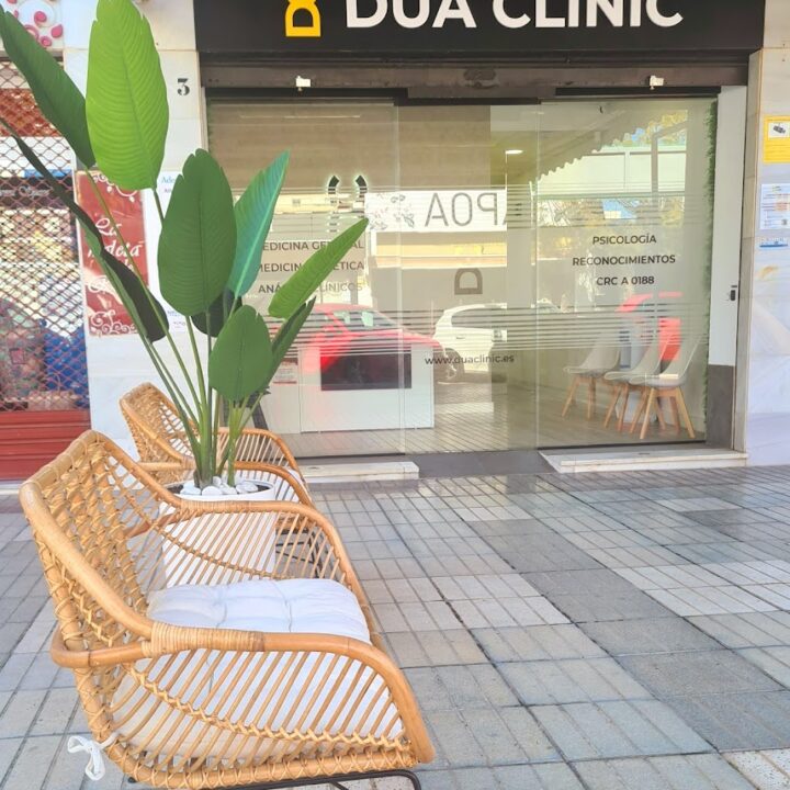 Foto de Dua Clinic - Centro Médico y Reconocimiento Conductores en Alicante (Alacant) - Imagen 1