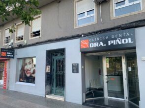 Clínica dental Dra. Piñol - Clínica dental en Elche (Alicante) Clínica dental Dra. Piñol - Clínica dental en Elche (Alicante)