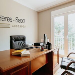 Foto de HERAS SASOT ABOGADOS en Monzon - Imagen 2