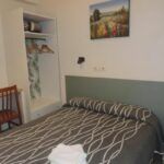 Hostal Cumbre - Imagen 2 - Agencia de turismo deportivo en Zaragoza