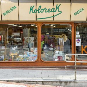 Foto de KOLOREAK Juguetes en Bilbao - Imagen 2